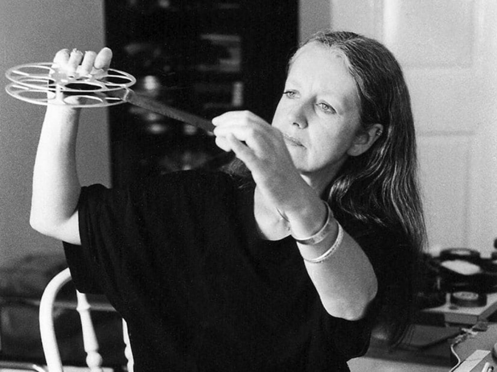 Retrospective: Linda Christanell